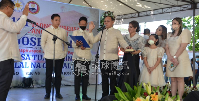 菲律宾八打雁省长万永高宣示就任 国父黎刹后代宣誓就任Calamba市长